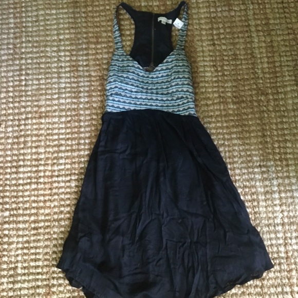 Rachael & Chloe Dresses & Skirts - Rachael & Chloe sundress with peep back w/zipper Rachael & Chloe Dresses & Skirts - Rachael & Chloe sundress with peep back w/zipper